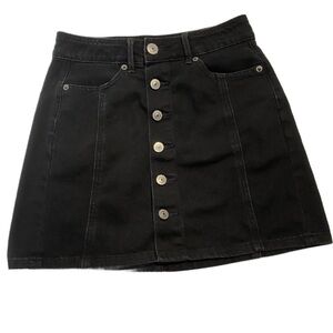 American Eagle Black Denim Silver Buttons Mini Skirt Women’s Size 00